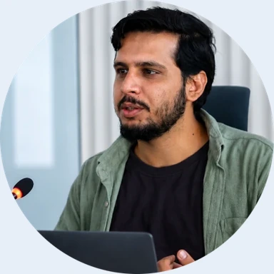 عکس دانیال کریمی